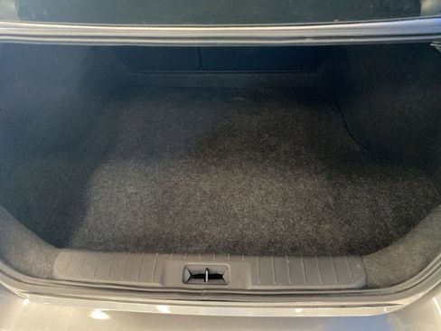 Used 2025 Nissan Sentra SV FWD image 2