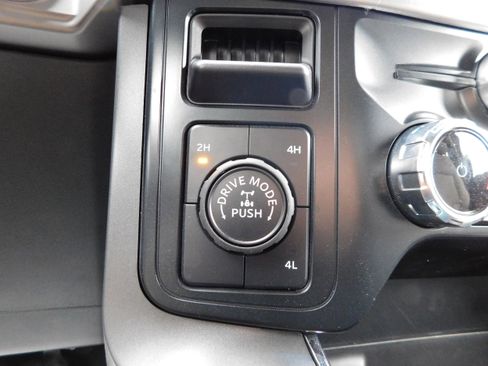 Used 2025 Ford F150 XLT w/ Equipment Group 302A MID image 20