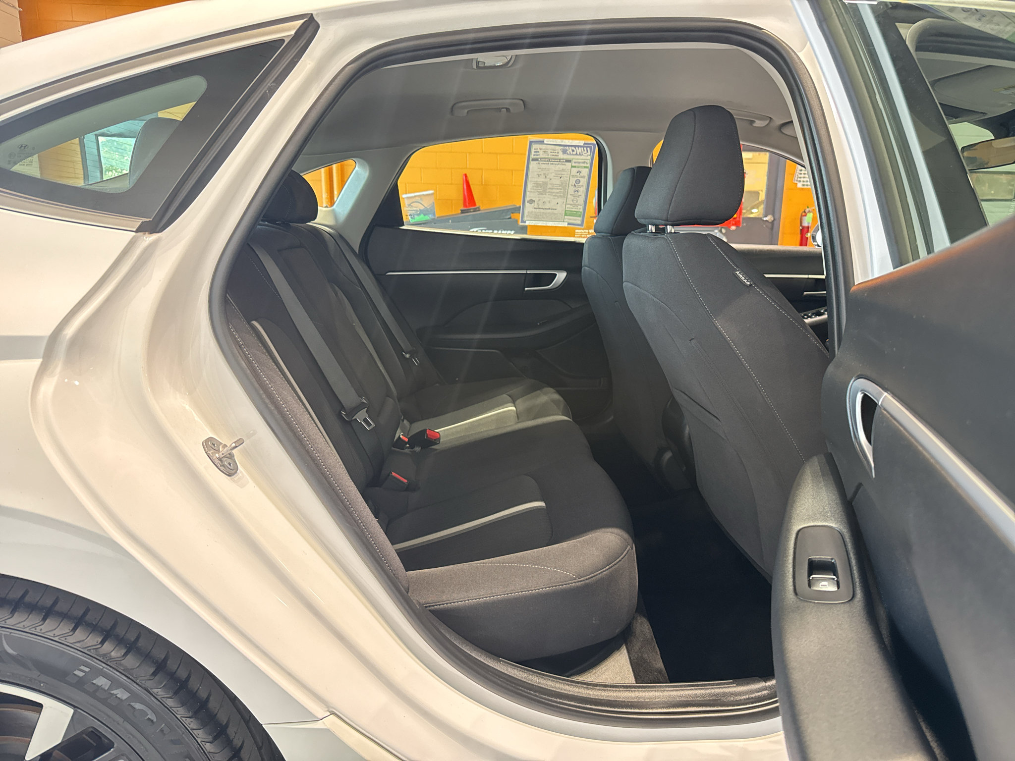 Used 2025 Hyundai Sonata SEL FWD image 19