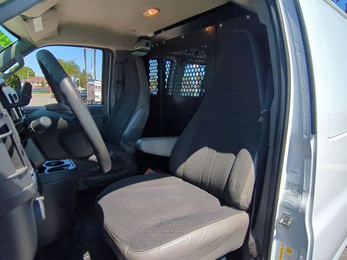 Used 2024 Chevrolet Express 2500 w/ Driver Convenience Package RWD image 17