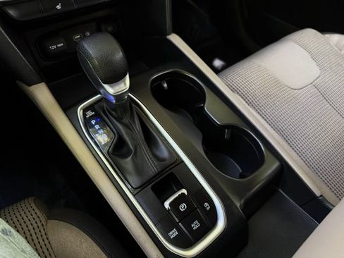 Used 2019 Hyundai Santa Fe SEL FWD image 23