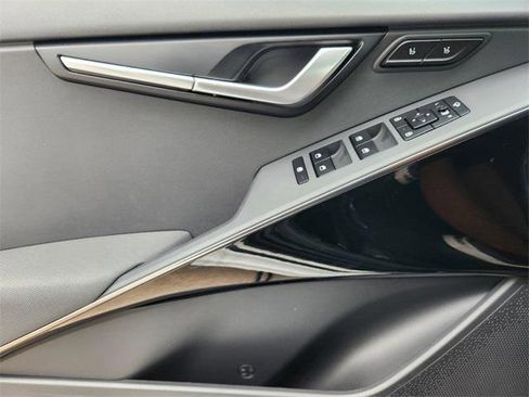 Used 2023 Kia Niro Wave image 25