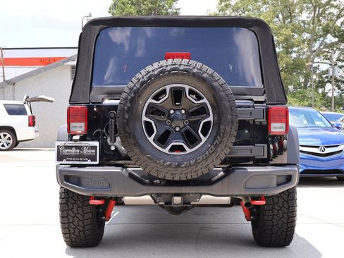 Used 2017 Jeep Wrangler Rubicon AWD/4WD image 5