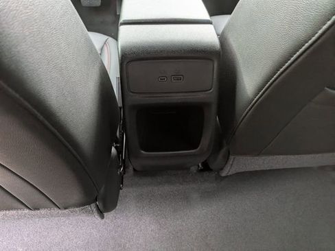 New 2026 Chevrolet Trax RS w/ Sunroof Package FWD image 17