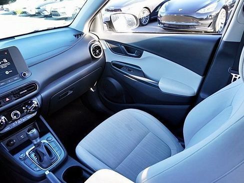 Certified 2023 Hyundai Kona SEL FWD image 21
