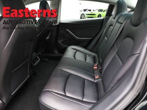 Used 2023 Tesla Model 3 Standard Range image 17