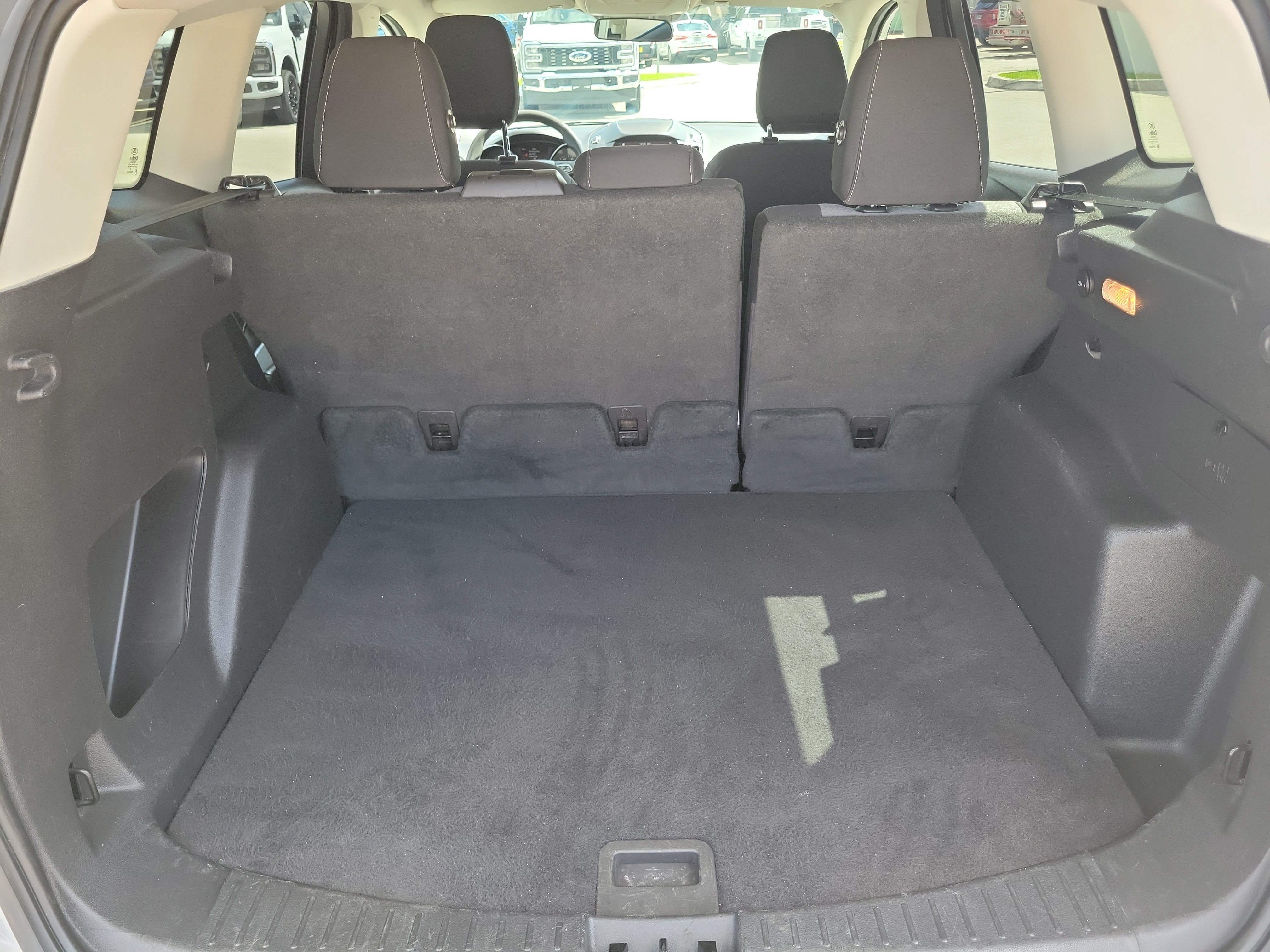 Used 2019 Ford Escape SE FWD image 13