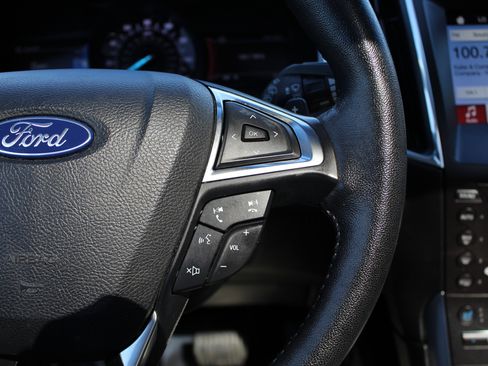 Used 2019 Ford Edge Titanium w/ Equipment Group 301A image 25