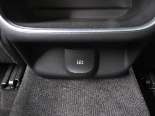 Used 2022 Genesis GV70 2.5T AWD/4WD image 31