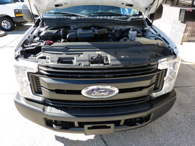 Used 2018 Ford F250 2WD Regular Cab Super Duty image 9