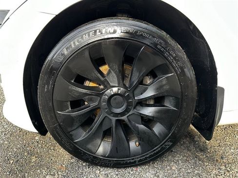 Used 2018 Tesla Model 3 Long Range image 15