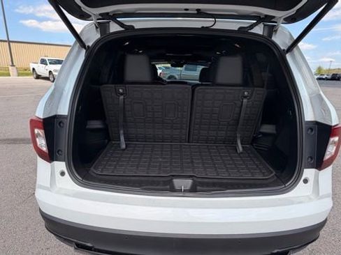Used 2021 Honda Pilot Black Edition image 14