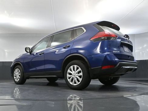 Used 2017 Nissan Rogue S image 43