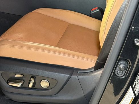 Certified 2024 Lexus LX 600 4WD w/ Premium Package image 31