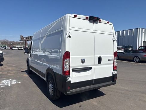 New 2026 RAM ProMaster 2500 image 6