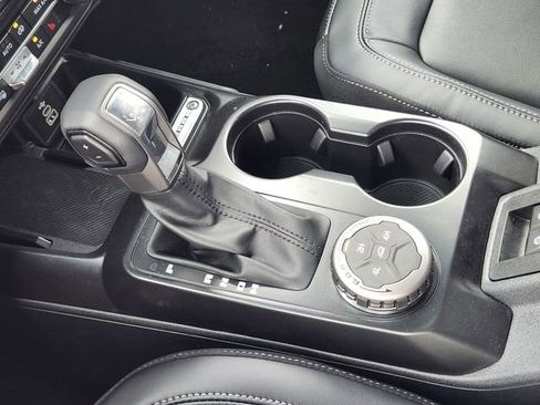 New 2026 Ford Bronco Outer Banks AWD/4WD image 19