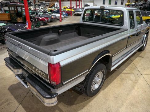 Used 1993 Ford F250 XLT image 17