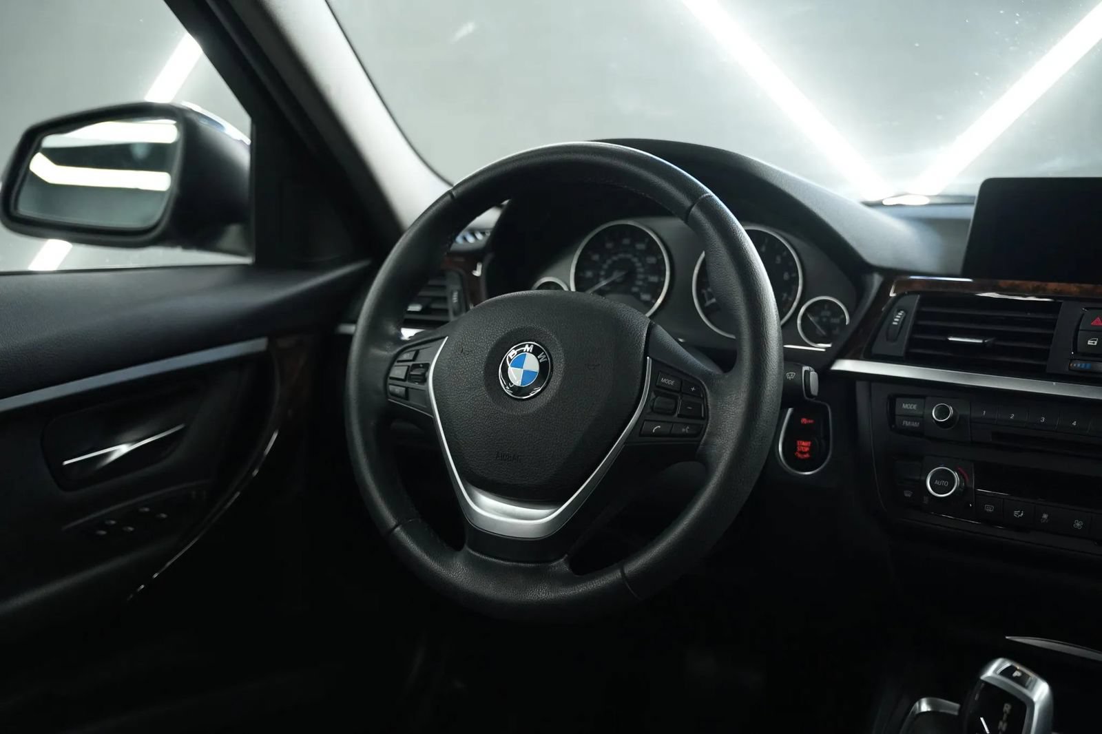 Used 2014 BMW 328i Sedan RWD image 26