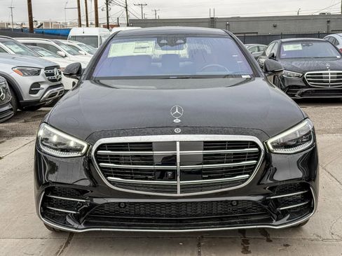 New 2025 Mercedes-Benz S 500 4MATIC image 2