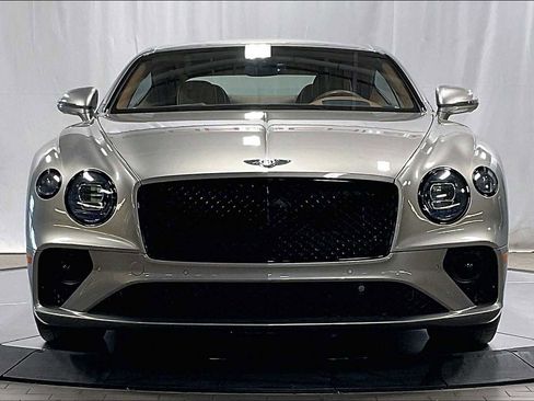 Used 2022 Bentley Continental GT image 13