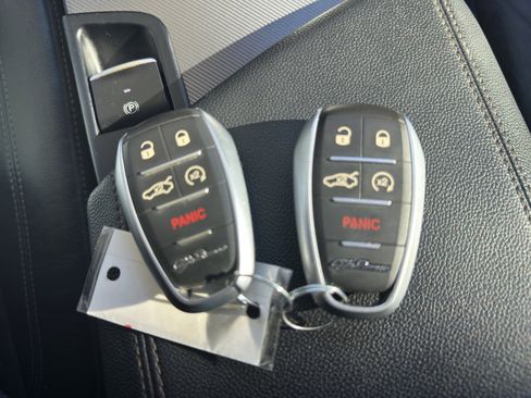 Used 2018 Alfa Romeo Giulia Ti w/ TI Leather Package image 29