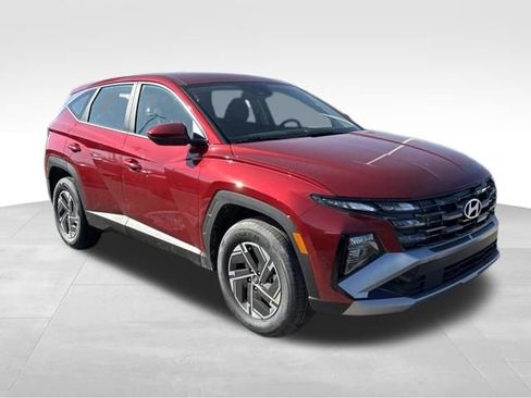 New 2026 Hyundai Tucson Blue SE image 6