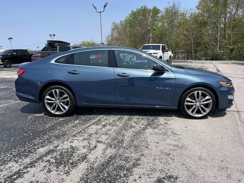 Used 2024 Chevrolet Malibu LT image 2