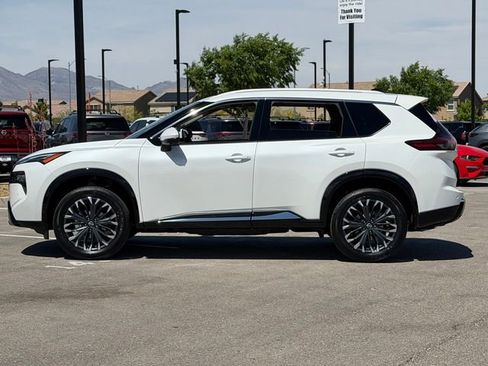 New 2026 Nissan Rogue Platinum w/ Platinum Premium Package AWD/4WD image 2