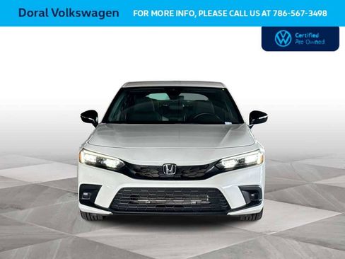 Used 2024 Honda Civic Sport image 3
