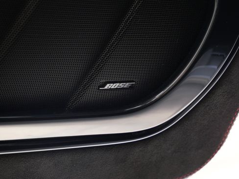 Used 2009 Mercedes-Benz SLR image 35