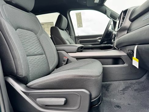 New 2026 RAM 1500 Big Horn AWD/4WD image 11