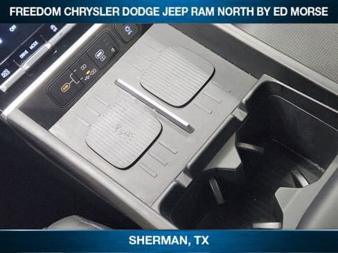 Used 2025 Hyundai Santa Fe Limited FWD image 14