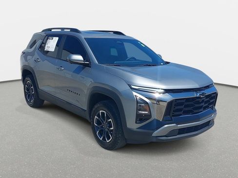 Used 2025 Chevrolet Equinox ACTIV w/ Safety and Technology Package FWD image 3