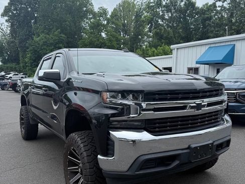Used 2021 Chevrolet Silverado 1500 LT w/ Bed Protection Package AWD/4WD image 26