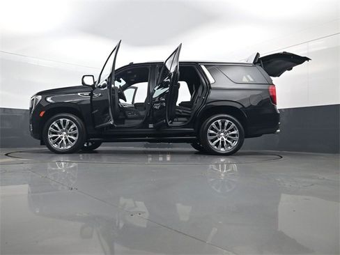 Certified 2023 GMC Yukon Denali image 36