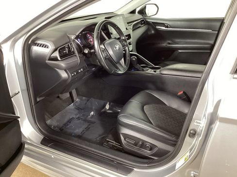 Used 2023 Toyota Camry XSE FWD image 31