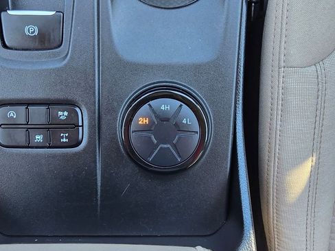 Used 2024 Ford Ranger XLT w/ Equipment Group 301A High image 5