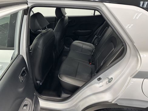 Certified 2023 Hyundai Venue Limited w/ Cargo Package FWD image 26