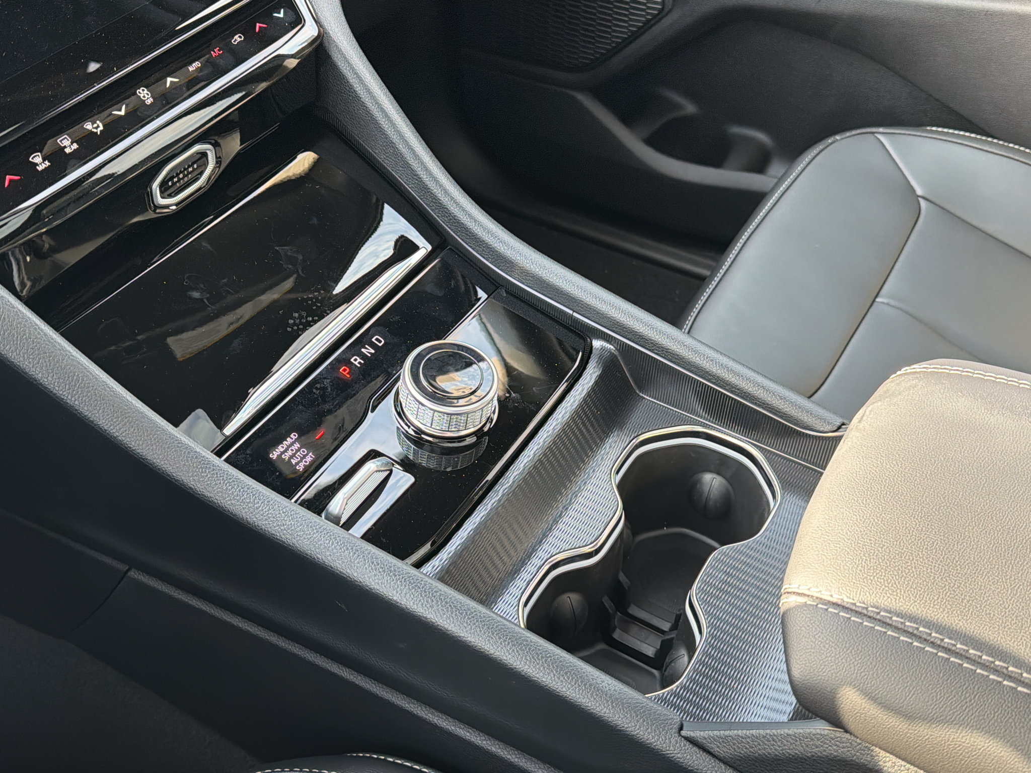 New 2027 Jeep Grand Cherokee Limited AWD/4WD image 21