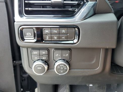 New 2026 GMC Yukon XL Denali w/ Sun & Power Step Package image 29