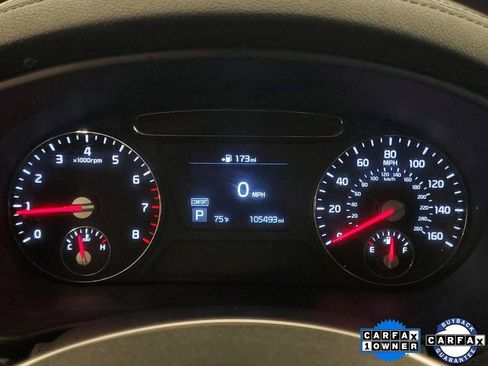Used 2020 Kia Sorento LX FWD image 16