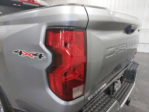 Used 2023 Chevrolet Colorado LT w/ LT Convenience Package II AWD/4WD image 34