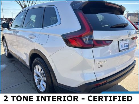 Used 2025 Honda CR-V LX image 4