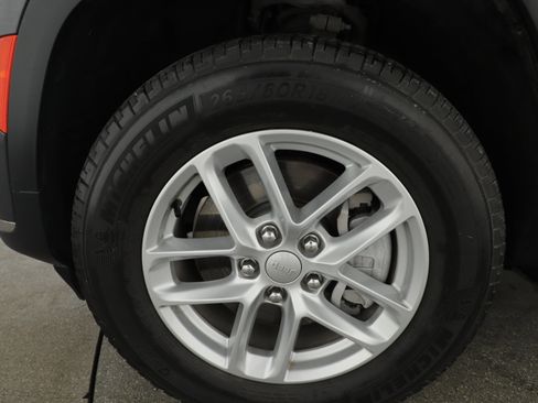 Certified 2021 Jeep Grand Cherokee L Laredo w/ Luxury Tech Group I image 7