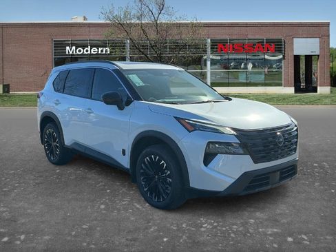 New 2026 Nissan Rogue SV image 5