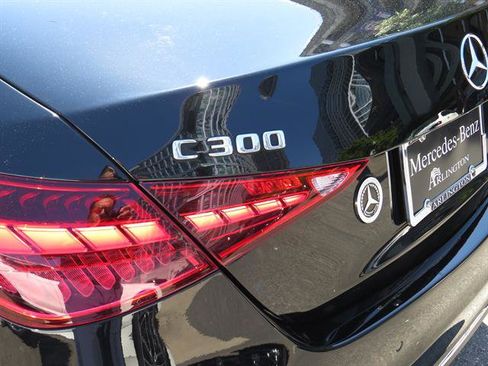Used 2025 Mercedes-Benz C 300 4MATIC Sedan image 30