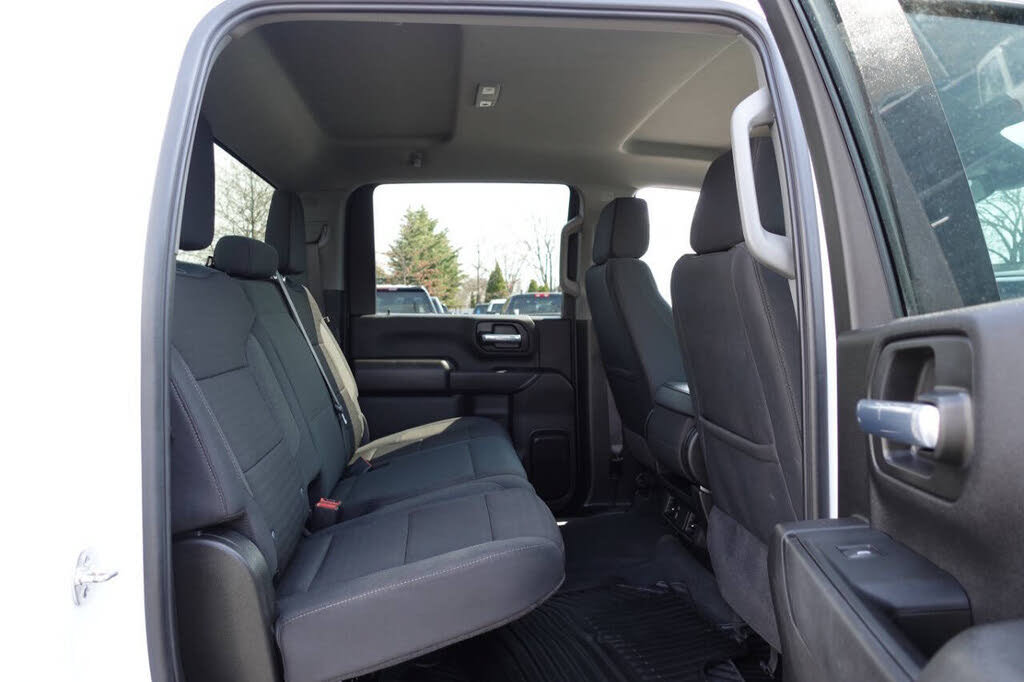 Used 2025 Chevrolet Silverado 2500 Custom w/ Custom Convenience Package AWD/4WD image 28