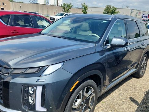 Used 2025 Hyundai Palisade Limited AWD/4WD image 9
