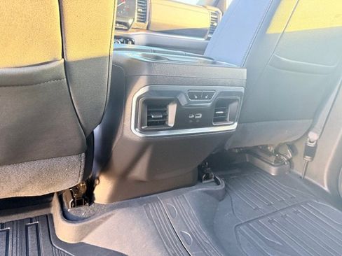 Used 2025 GMC Sierra 1500 SLT w/ SLT Premium Plus Package image 17