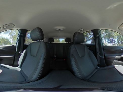 Used 2025 Buick Encore GX Preferred FWD image 41